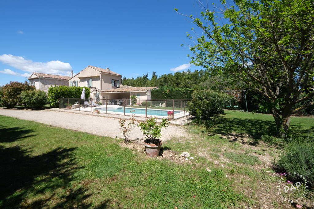Carpentras (84200) - dès 952 euros par semaine - 4 personnes