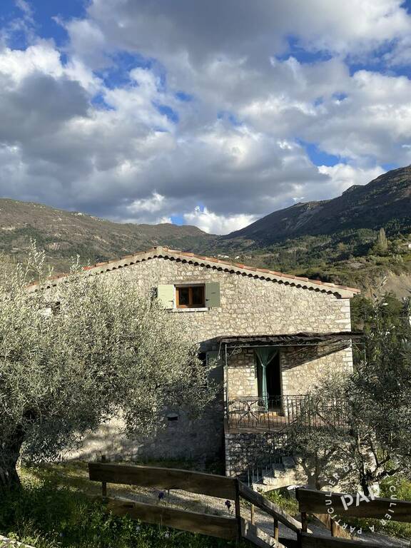 Sahune - dès 500 euros par semaine - 4 personnes