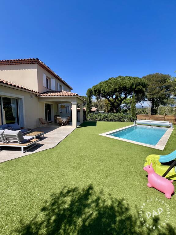 Fréjus (83600)