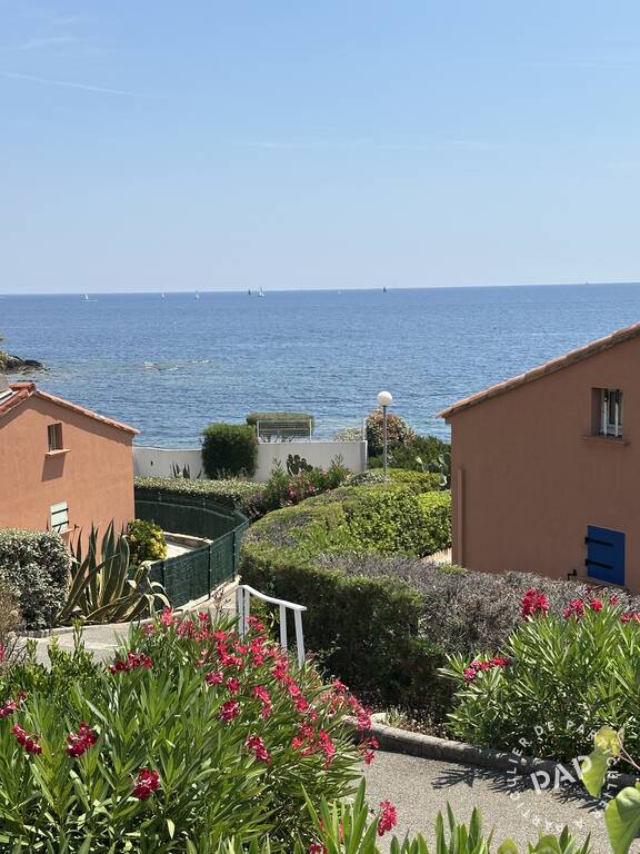 Fréjus (83600)