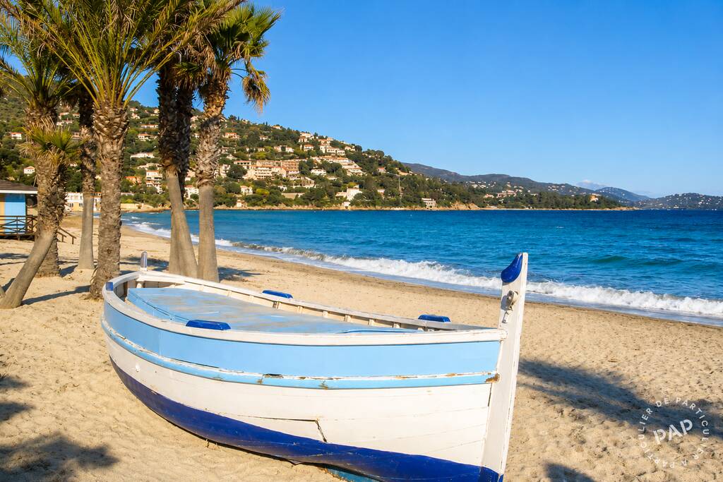 Le Lavandou - Saint Clair Plage - dès 462 euros par semaine - 2 personnes