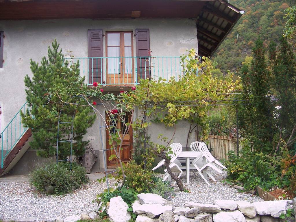 Annecy Doussard - dès 550 euros par semaine - 5 personnes