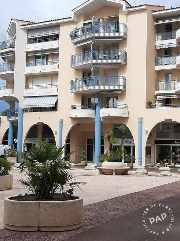Fréjus (83600)