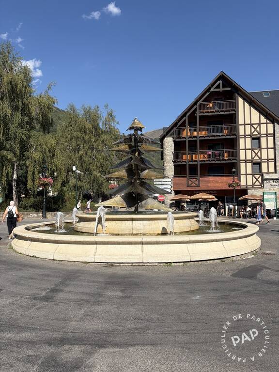Saint-Lary-Soulan (65170)-Vue montagne et téléphérique à 100m-