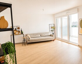 ISIA IMMO à vendre – Port Vauban