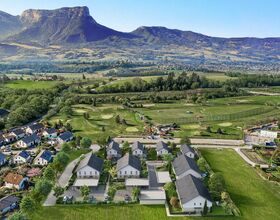 EUROPEAN HOMES à vendre – Le domaine du Golf