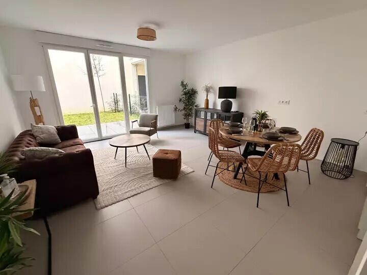 Maison neuve à Saint-Ouen-sur-Seine